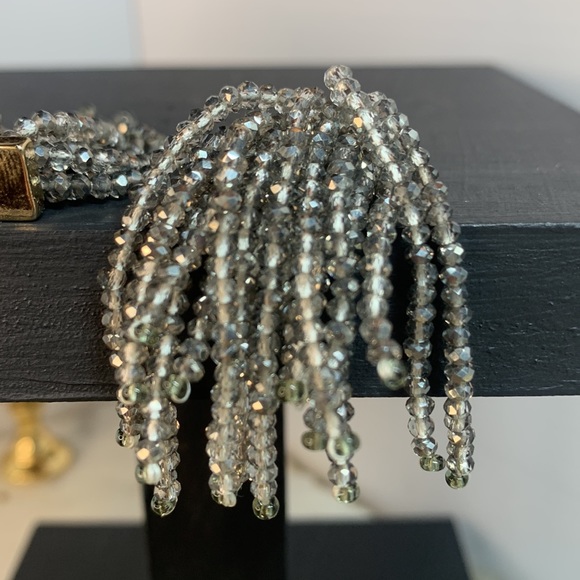 Vintage CRYSTAL EARRINGS SILVER comes in a box - Picture 4 of 5